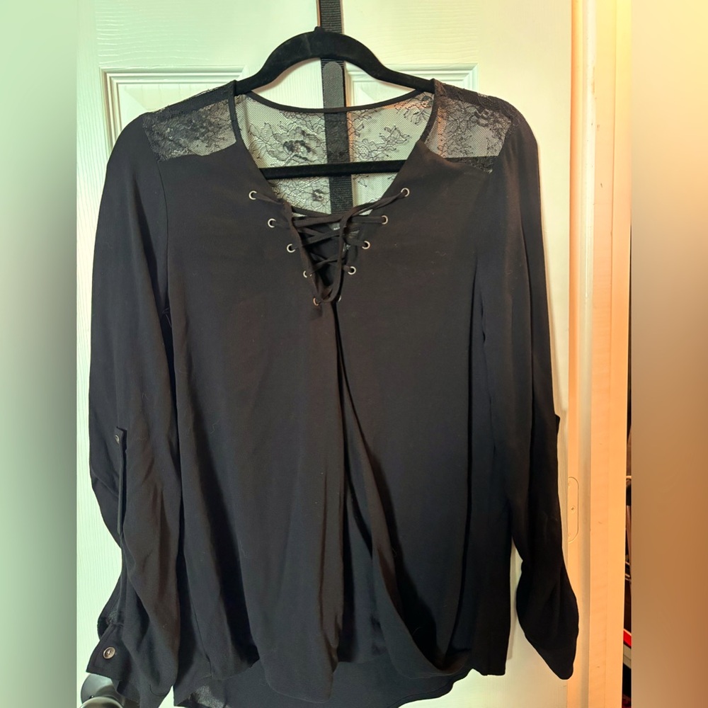 Black Stevie Nicks inspired blouse. Excellent preowned condition
